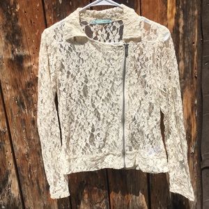 Maurice’s lace moto jacket size small cream